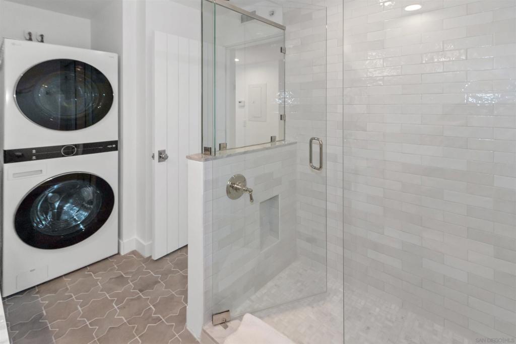 MLS #250031707SD img 30