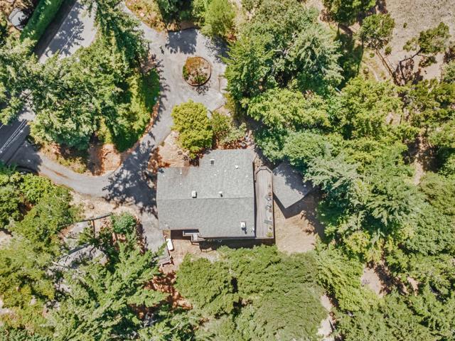 45 Ranch Road, Woodside CA: https://media.crmls.org/mediaz/b2fe1969-e703-47ab-b05d-00e0ab401a95.jpg