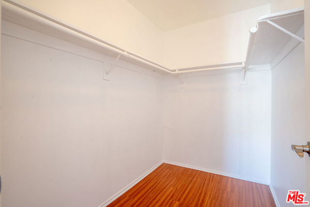 820 S St Andrews Place, Los Angeles CA: https://media.crmls.org/mediaz/b30013d0-7379-461f-9db4-ba2a9bf5552d.jpg