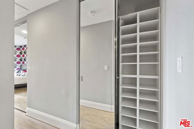 16123 W Sunset Boulevard, Pacific Palisades CA: https://media.crmls.org/mediaz/b3011990-3796-4cce-9ed7-dde48b4eebcf.jpg
