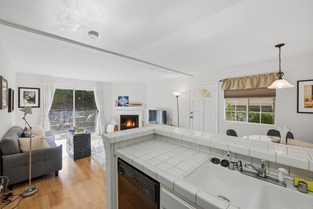 Detail Gallery Image 12 of 34 For 3211 Sirena Vista Way #116,  Carlsbad,  CA 92009 - 1 Beds | 1 Baths