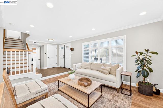 907 Hazel St, Livermore CA: https://media.crmls.org/mediaz/b30269f6-d460-406a-8b49-c158c9b5acd2.jpg