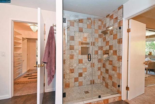 Image 31 of 48 For 4416 Reinhardt Dr