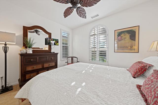 60505 Staghorn Drive, La Quinta CA: https://media.crmls.org/mediaz/b304a170-c709-4f70-99c2-d96d5ed24f36.jpg
