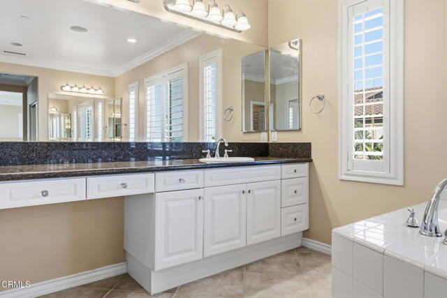 Detail Gallery Image 22 of 39 For 676 Chesapeake Pl, Ventura,  CA 93004 - 6 Beds | 3/1 Baths