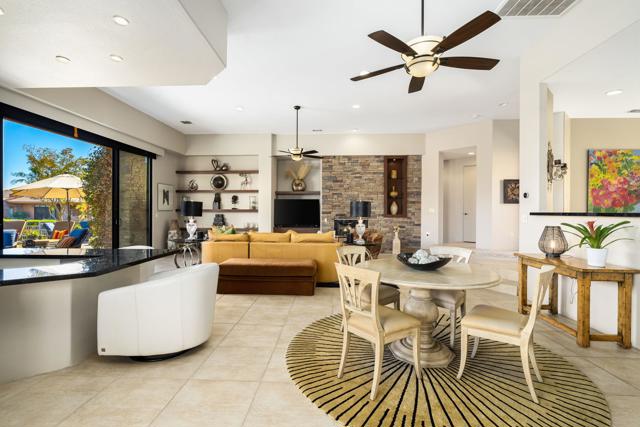 50240 Via Amante, La Quinta CA: https://media.crmls.org/mediaz/b3056d4c-e811-45dd-a219-6b6bb8faf84c.jpg