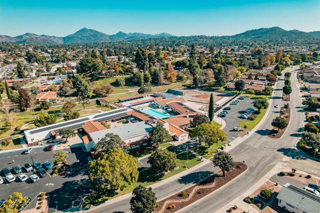 16482 Roca Dr, San Diego CA: https://media.crmls.org/mediaz/b306cd59-66c1-4cf7-ac58-ff142031f0df.jpg