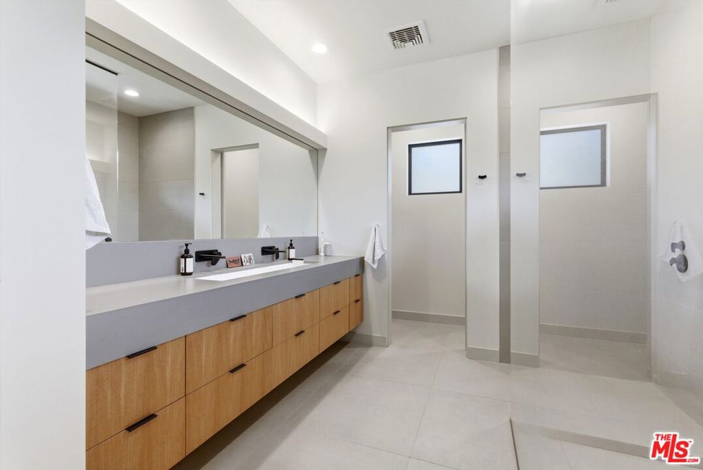 MLS #26829927 image #36