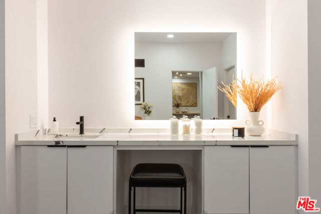 1210 N Kings Road, West Hollywood CA: https://media.crmls.org/mediaz/b307d457-c44c-4b47-a389-a9036207e989.jpg