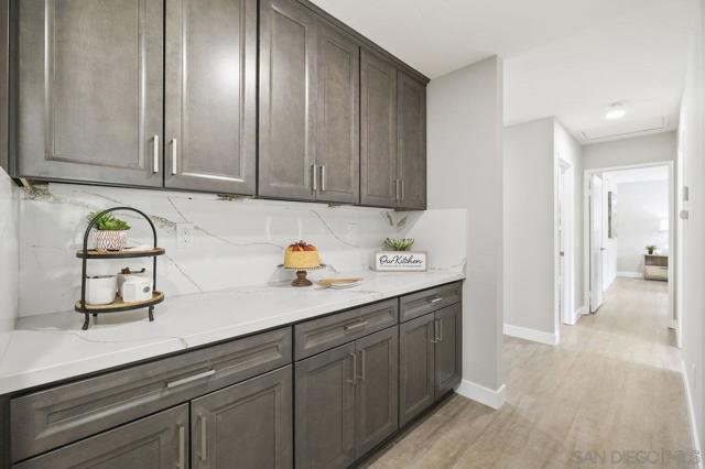 12516 Camino Vuelo, San Diego CA: https://media.crmls.org/mediaz/b30845aa-ef6a-4891-b500-7f1e18b23d21.jpg