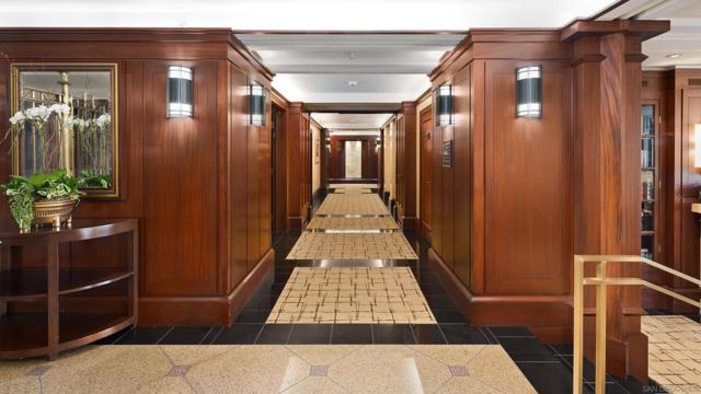 500 W Harbor Dr, San Diego CA: https://media.crmls.org/mediaz/b309224d-c045-4a67-b34f-dd9ef0499514.jpg