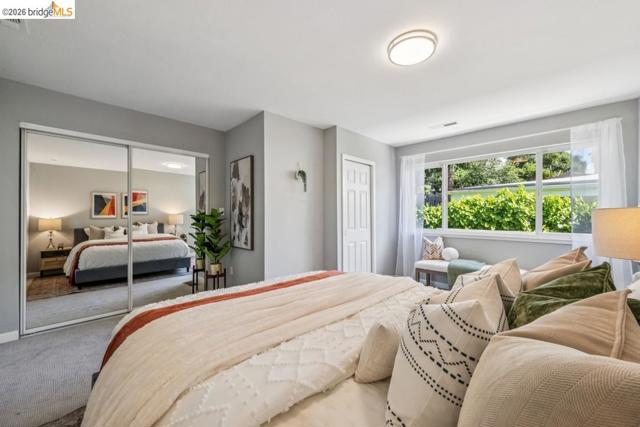 Image 13 of 37 For 1516 Merced St