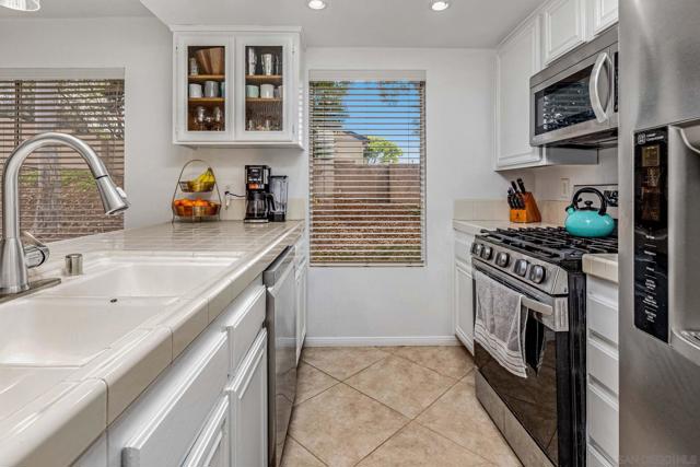 1146 Grape St, San Marcos CA: https://media.crmls.org/mediaz/b30ab128-58b5-4e52-9398-448b49be9133.jpg