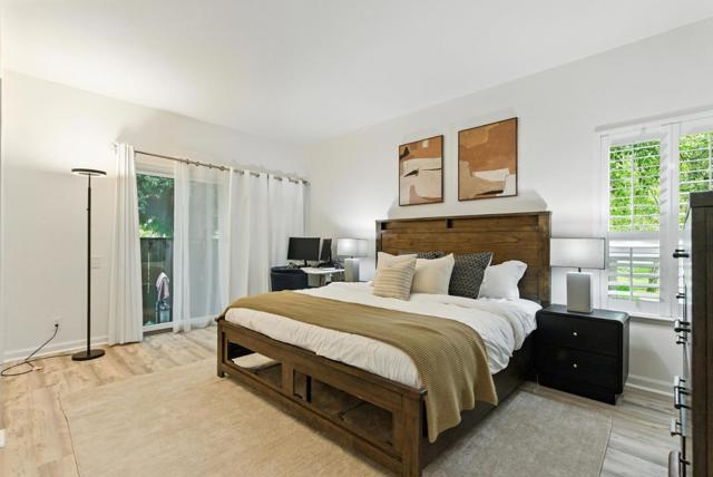 914 Shoreline Drive, San Mateo CA: https://media.crmls.org/mediaz/b30cd050-c640-4c31-8cbf-7b4f8d748583.jpg