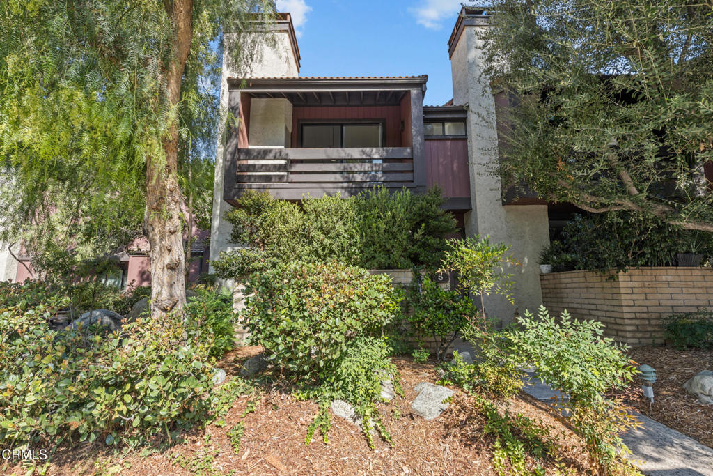 21931 Burbank Boulevard #5