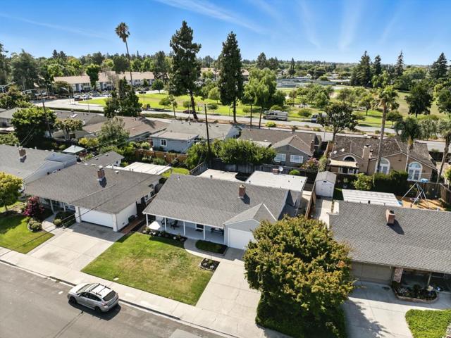 2241 Rita Court, Santa Clara CA: https://media.crmls.org/mediaz/b30e2735-5579-45a3-a667-db00aa73cc75.jpg