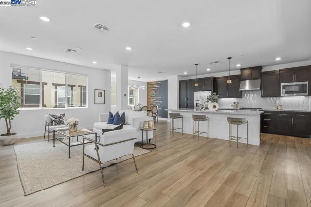 8918 Rudder Way, Newark CA: https://media.crmls.org/mediaz/b30e2b47-8ded-4719-9f3a-ceac63736bc3.jpg