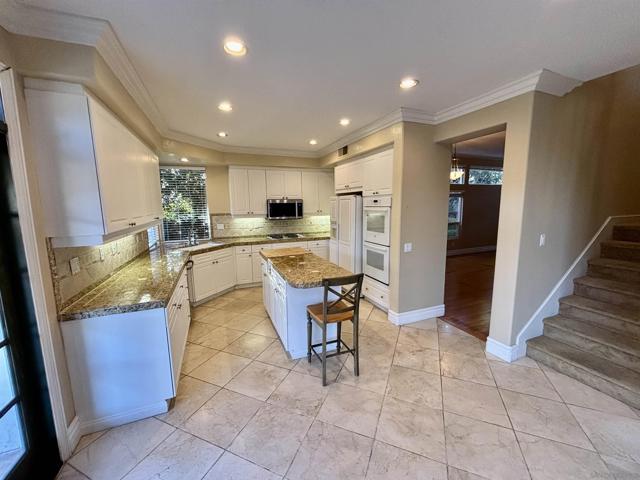 5147 Ruette de Mer, San Diego, California 92130, 5 Bedrooms Bedrooms, ,3 BathroomsBathrooms,Single Family Residence,For Sale,Ruette de Mer,240028735SD