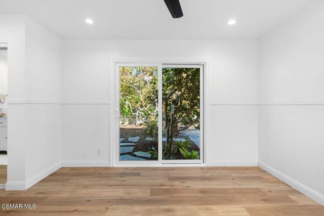 3359 Ridden Street, Camarillo CA: https://media.crmls.org/mediaz/b30f13a6-f738-48f1-9a00-636353fe0ae8.jpg