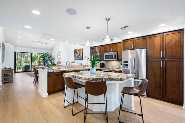 76756 Chrysanthemum Way, Palm Desert, CA 92211