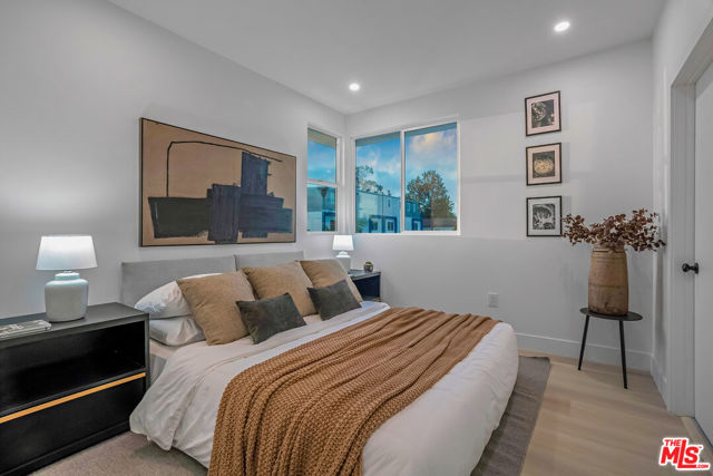 5832 David Avenue, Culver City CA: https://media.crmls.org/mediaz/b30fb3c1-2f10-47cd-ab32-6f20755de4c2.jpg