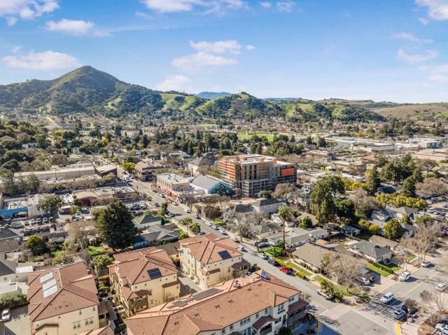 184 Lewis Lane, Morgan Hill CA: https://media.crmls.org/mediaz/b31036b4-7764-4ac5-80b5-1f8e5f4b1687.jpg