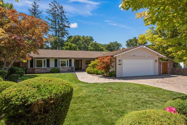 249 Montclair Road, Los Gatos CA: https://media.crmls.org/mediaz/b31114fa-6b07-4520-9105-f4d4209b8806.jpg