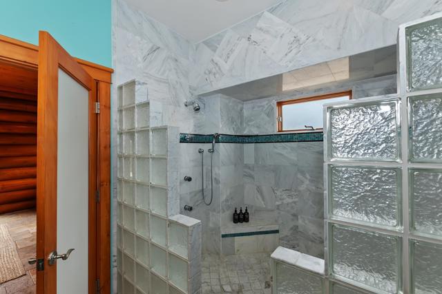 42400 Eagle Ridge, Big Bear CA: https://media.crmls.org/mediaz/b3116532-6c10-4c58-bd55-71363e3e7a31.jpg