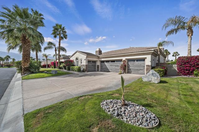 50 Toscana E Way, Rancho Mirage CA: https://media.crmls.org/mediaz/b3126b96-8bd4-4b64-a7f8-5b37f41c4595.jpg