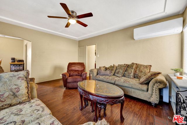 10133 Maple Street, Bellflower CA: https://media.crmls.org/mediaz/b312b1e0-0d17-4ed9-a543-12fa446fd6ef.jpg