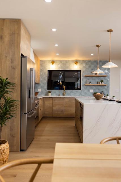 Image 6 of 34 For 6117 La Jolla Boulevard