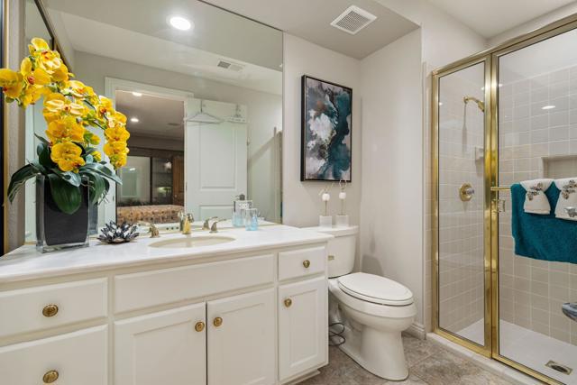 55197 Southern, La Quinta CA: https://media.crmls.org/mediaz/b312e0f2-563f-4475-94de-50a6a6119416.jpg