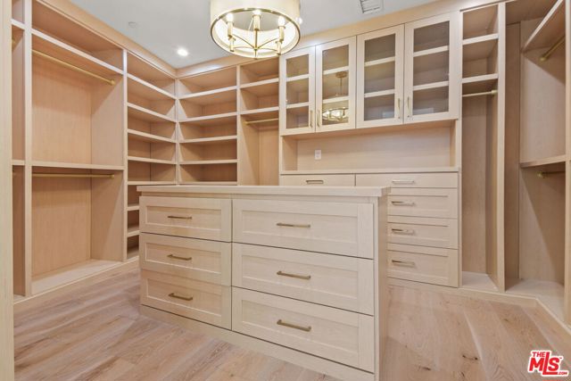 1153 S Clark Drive, Los Angeles CA: https://media.crmls.org/mediaz/b316d6f0-b4f5-4abb-a72b-18f8bfd9b6e9.jpg