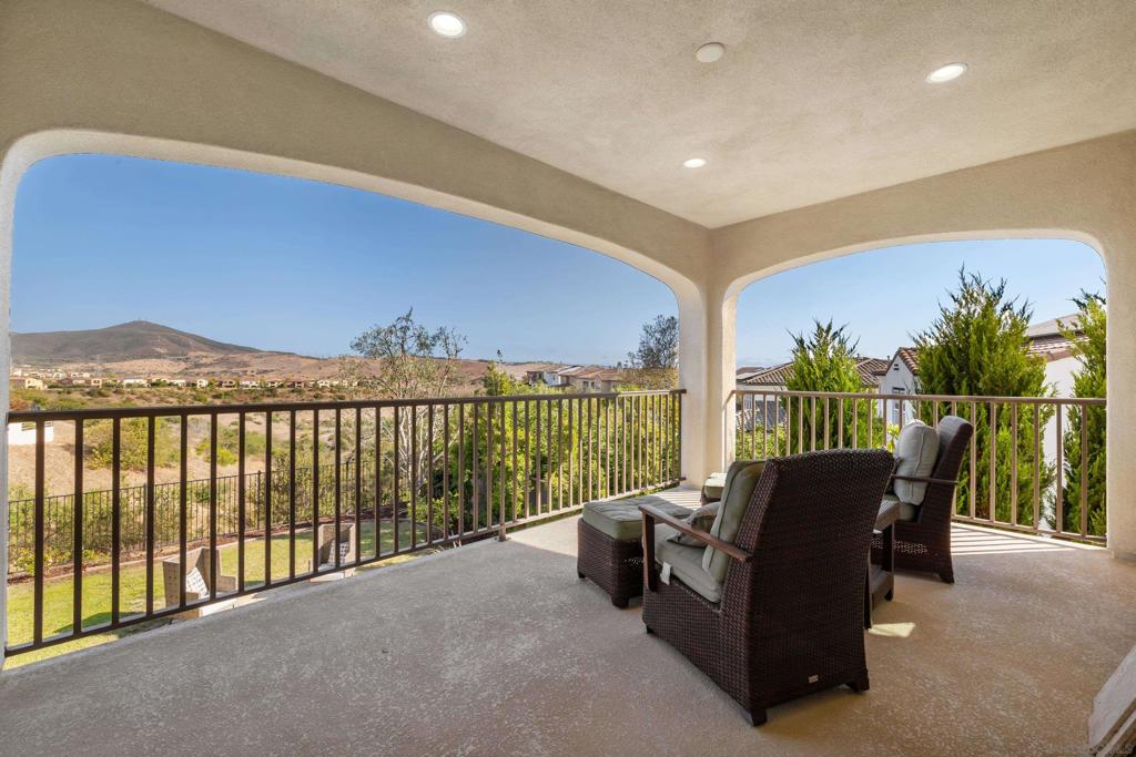 MLS #250033938SD img 9