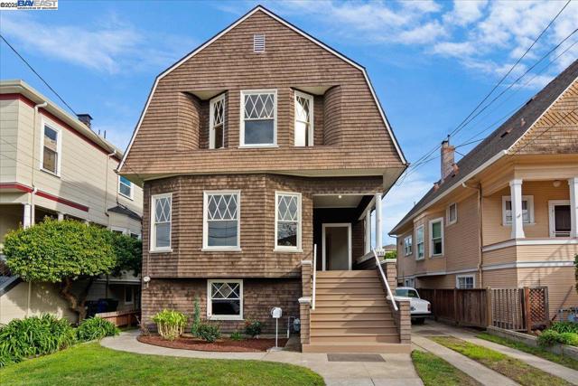 1532 Morton St, Alameda, California 94501, 3 Bedrooms Bedrooms, ,2 BathroomsBathrooms,Single Family Residence,For Sale,Morton St,41082393