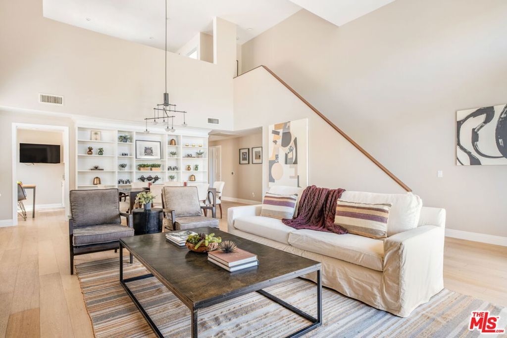 10511 Ashton Avenue #305