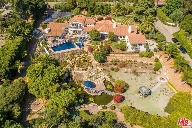 1601 Alisa Estate, Santa Barbara CA: https://media.crmls.org/mediaz/b3189c31-081f-4863-a12a-63c6e93d4a1e.jpg