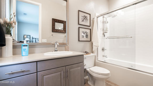 5057 Robles Street, Camarillo CA: https://media.crmls.org/mediaz/b3189c5a-3d78-4879-88a4-7a814cbfa5d4.jpg