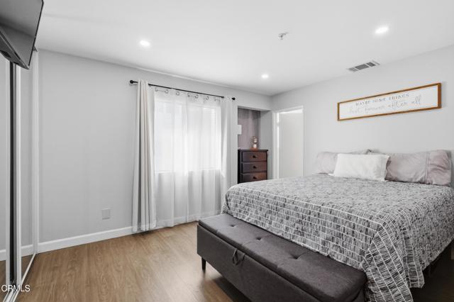 Detail Gallery Image 5 of 14 For 819 S B St, Oxnard,  CA 93030 - 2 Beds | 2/1 Baths