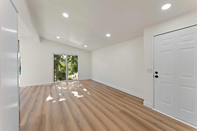 Detail Gallery Image 11 of 30 For 13162 Highway 8 Business #104,  El Cajon,  CA 92021 - 3 Beds | 2 Baths