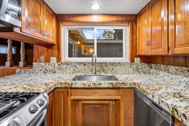 Image 20 of 49 For 8123 Palm Street