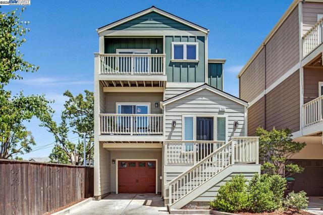 200 Valletta Ln, Pleasanton CA: https://media.crmls.org/mediaz/b31adbaa-bd68-4b03-bdd1-5c58b4417864.jpg