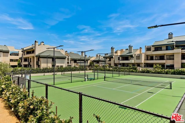 HOA Tennis Court