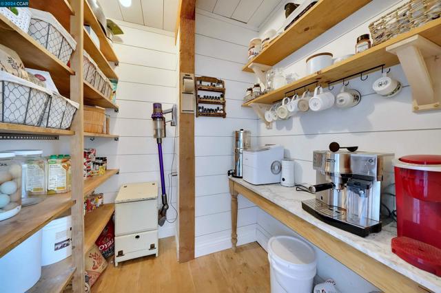 Kitchen Pantry