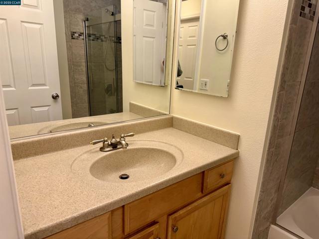 1564 Candelero Drive, Walnut Creek CA: https://media.crmls.org/mediaz/b31be9db-6087-40de-a664-17dca782a513.jpg