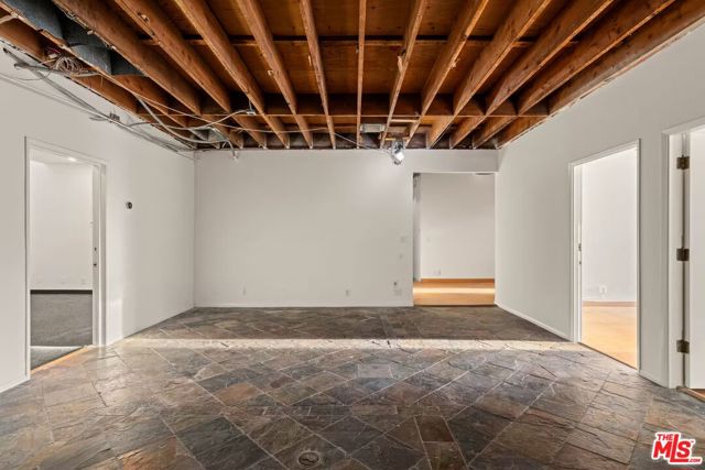 2951 Lincoln Boulevard photo 3