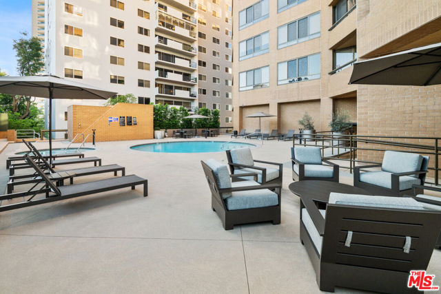 10430 Wilshire Boulevard, 1505 photo 24