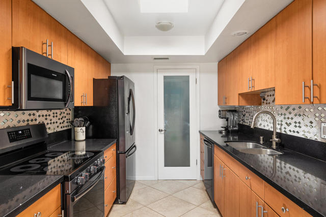 1111 E Ramon Road, Palm Springs CA: https://media.crmls.org/mediaz/b32000f3-cea8-4b3c-a798-609b17b6e95f.jpg