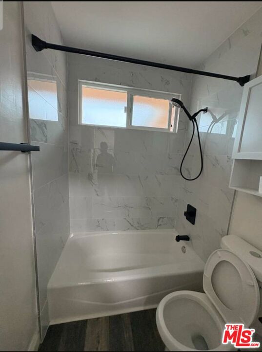 2508 W El Segundo Boulevard, Gardena CA: https://media.crmls.org/mediaz/b32020c6-7cc9-4e63-80d4-c4513aa89134.jpg