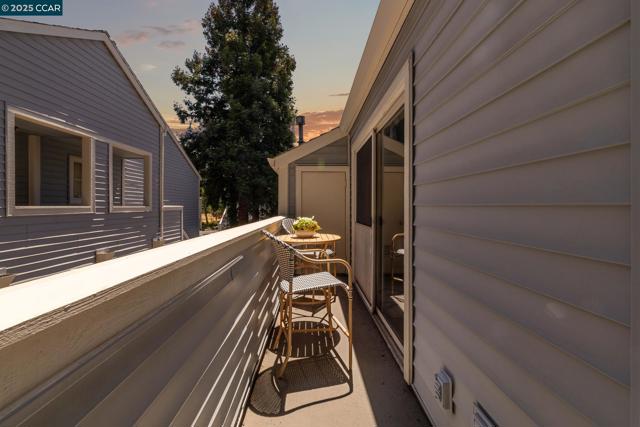 4540 Melody Dr, Concord CA: https://media.crmls.org/mediaz/b3202e1f-3a9b-4564-b856-c91a69bcb44a.jpg